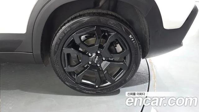 Kia Seltos — Фото автомобиля 6