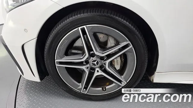 Mercedes-Benz CLS-Class — Фото автомобиля 5