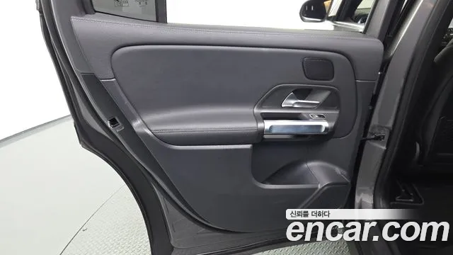 Mercedes-Benz EQB X243 — Фото автомобиля 14