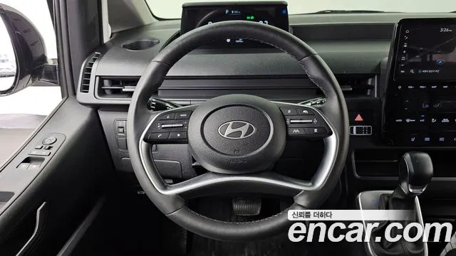 Hyundai Staria — Фото автомобиля 13