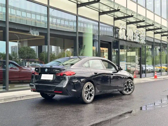 BMW 2 Series — Фото автомобиля 2