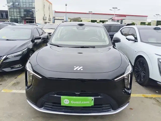 IM Motors LS6 — Фото автомобиля 2