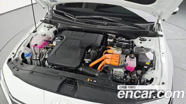 Hyundai Avante CN7 — Фото автомобиля 9