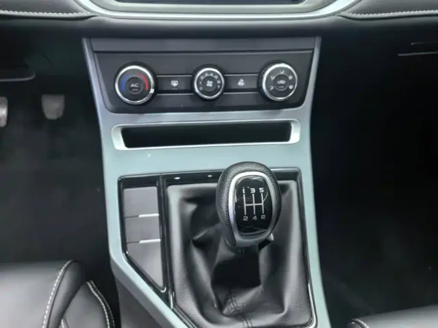 Geely Emgrand — Фото автомобиля 16