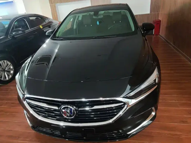 Buick LaCrosse — Фото автомобиля 2