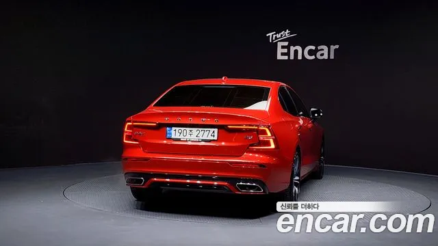 Вольво S60 S60 третьего поколения B5 R-Design — Фото автомобиля 4