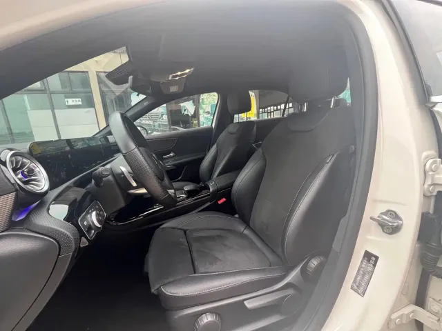 Mercedes-Benz A-Class — Фото автомобиля 15