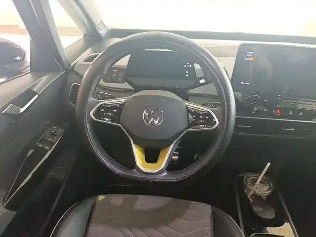 Volkswagen ID.3 — Фото автомобиля 10