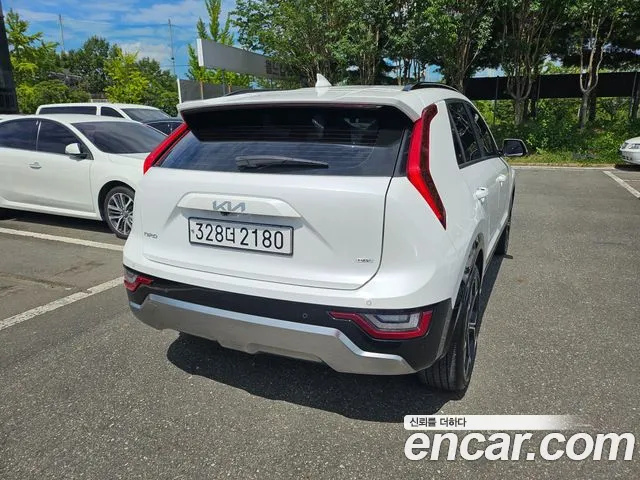 Kia Niro The All New Niro Prestige — Фото автомобиля 3