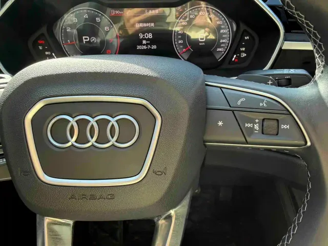 Audi Q3 — Фото автомобиля 22