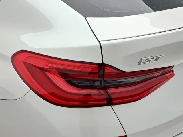 BMW 6 Series Gran Turismo — Фото автомобиля 13