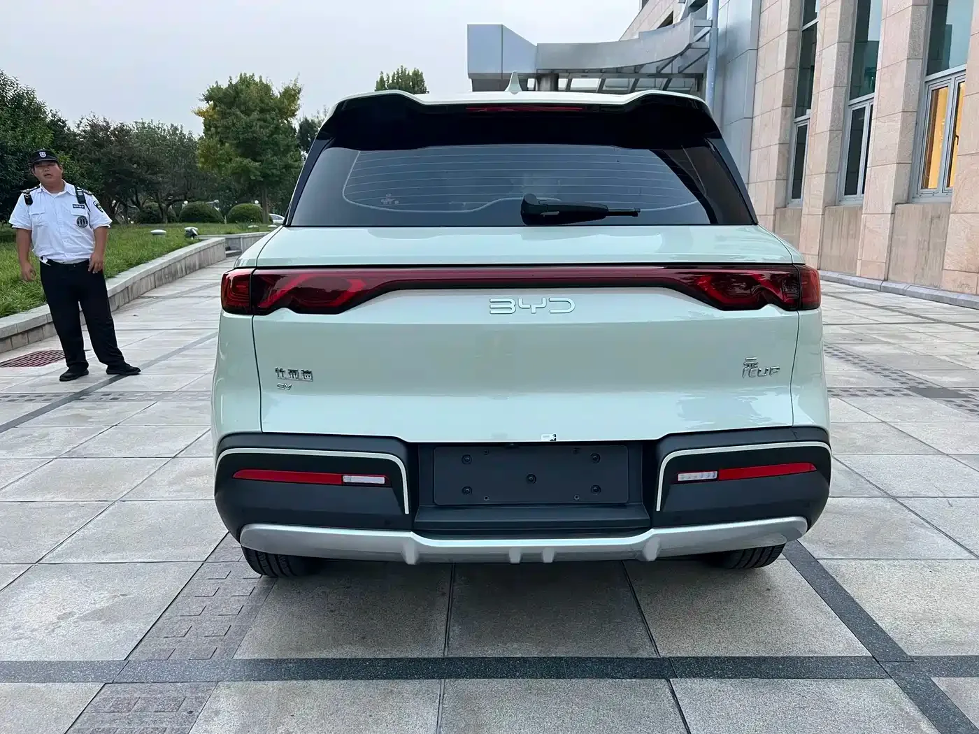 BYD Yuan UP 2024 401KM Vitality Edition — Фото автомобиля 4