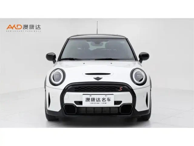 MINI Hatch — Фото автомобиля 2