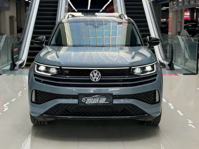 Volkswagen Talagon — Фото автомобиля 2
