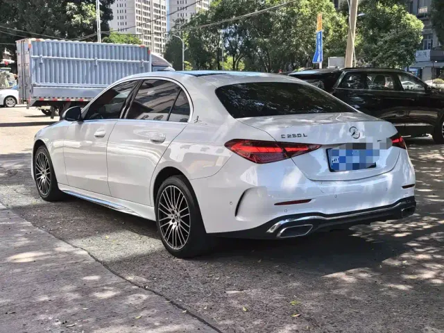 Mercedes-Benz C-Class — Фото автомобиля 6