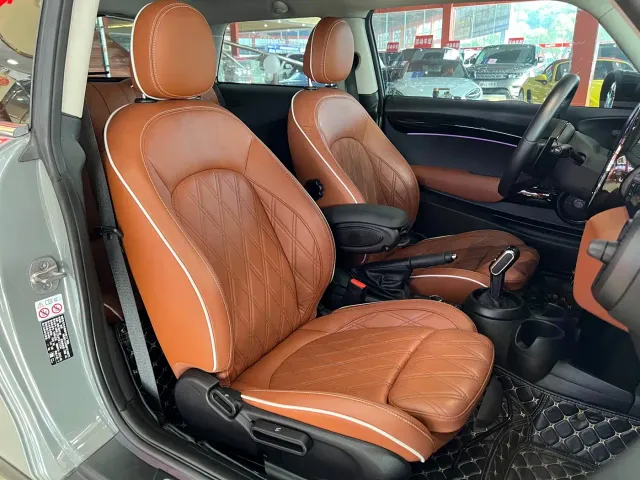 MINI Hatch — Фото автомобиля 16