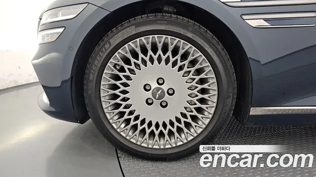 Genesis G80 Бензин 2.5 турбо AWD — Фото автомобиля 5