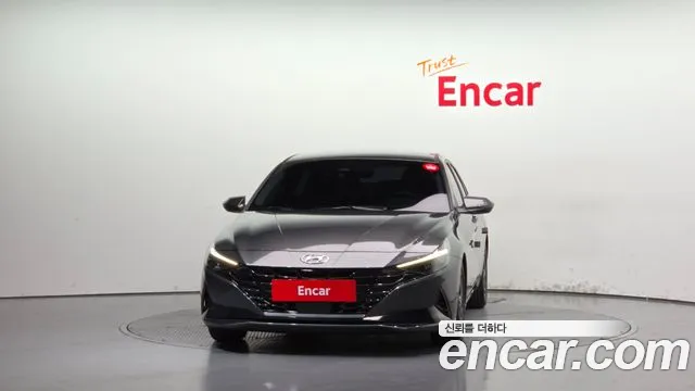 Hyundai Avante CN7 — Фото автомобиля 3