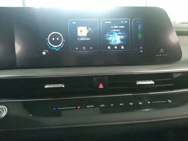 Chery Arrizo 8 — Фото автомобиля 12