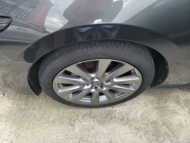 Mazda Axela — Фото автомобиля 22