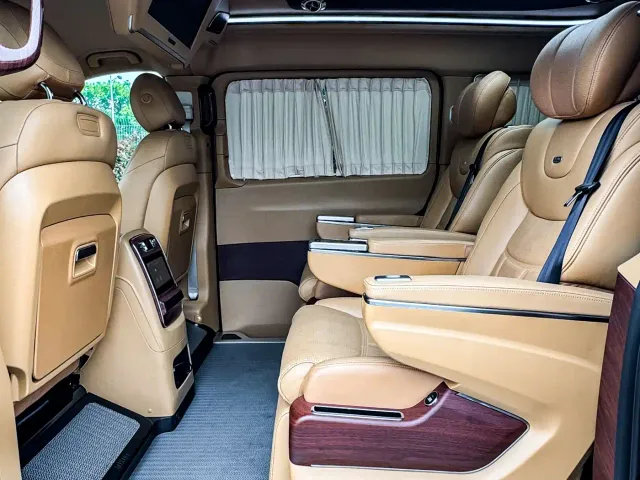 Mercedes-Benz V-Class — Фото автомобиля 9