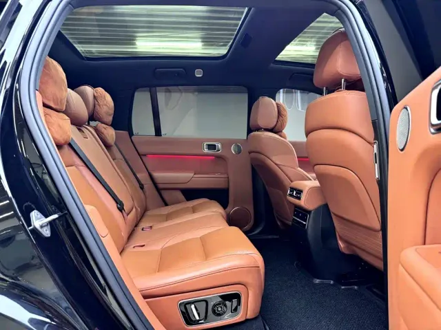 Li Auto L7 — Фото автомобиля 14