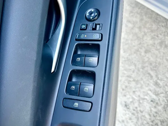 Hyundai Elantra — Фото автомобиля 18