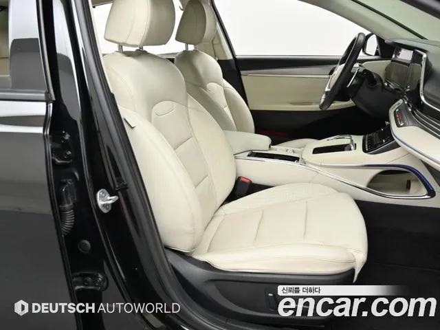 Hyundai Grandeur Grandeur (New) — Фото автомобиля 11