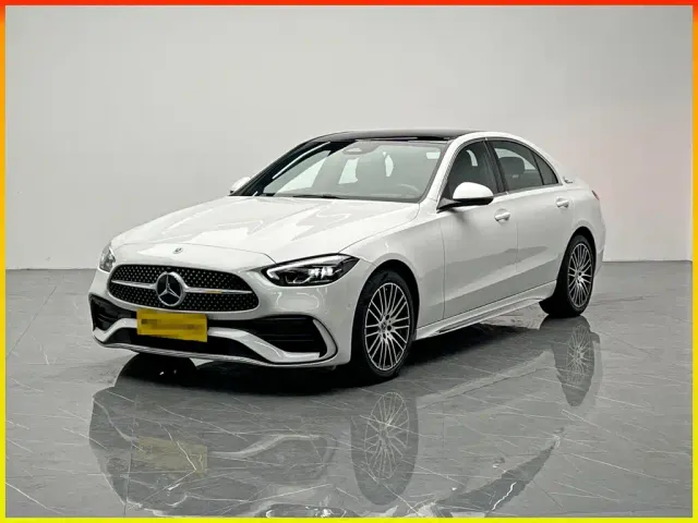 Фотография автомобиля — Mercedes-Benz C-Class