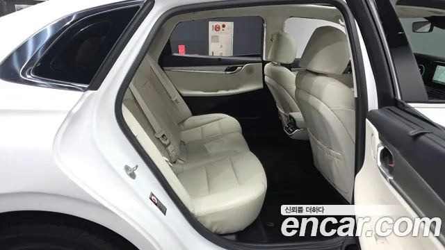 Hyundai Grandeur (New) Hybrid — Фото автомобиля 17