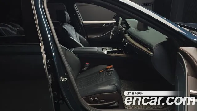 Genesis G80 Бензин 2.5 турбо 2WD — Фото автомобиля 23