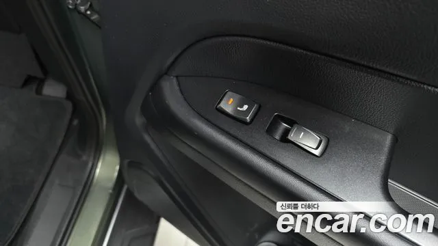 KG_Mobility_Ssangyong Rexton Новый Rexton Sport Khan Дизель 2.2 4WD — Фото автомобиля 27