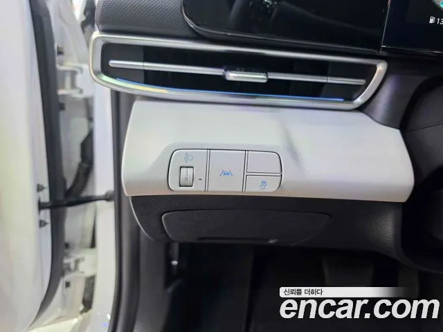 Hyundai AVANTE Avante (CN7) — Фото автомобиля 15