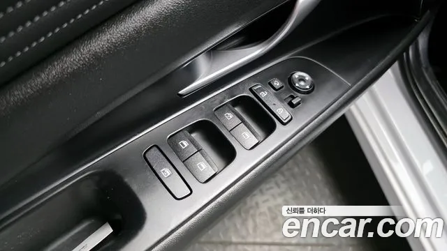 Hyundai AVANTE Avante (CN7) — Фото автомобиля 13
