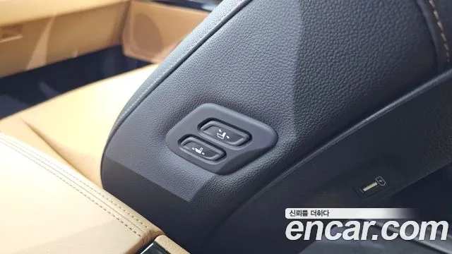 Kia Canival — Фото автомобиля 29