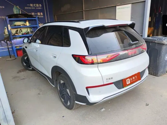 BYD Sealion 05 EV — Фото автомобиля 7