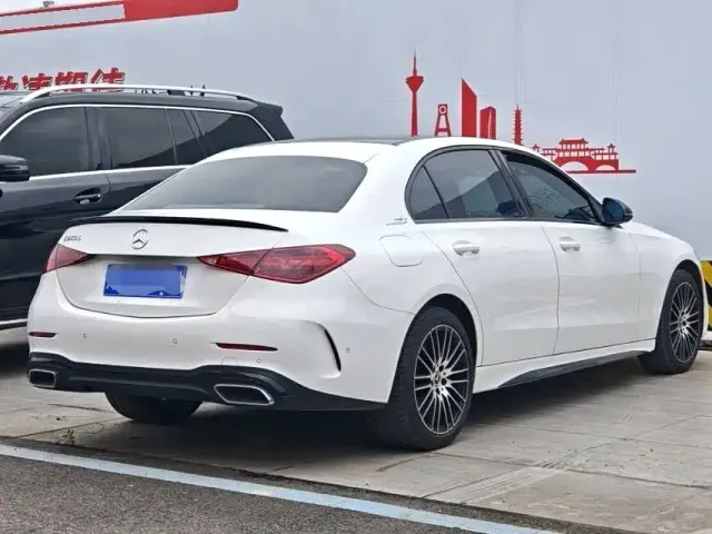 Mercedes-Benz C-Class — Фото автомобиля 12