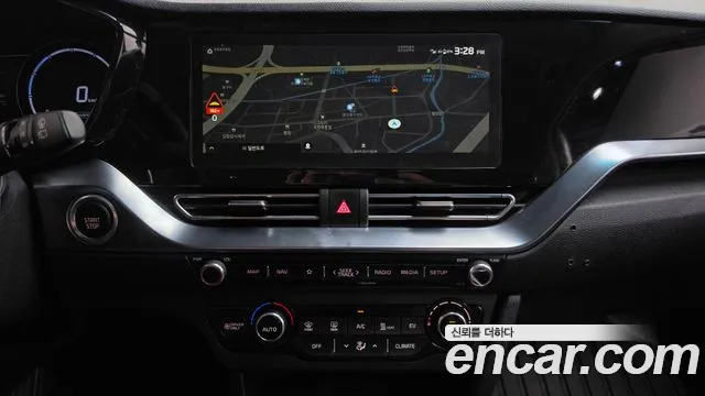 Kia Niro — Фото автомобиля 18