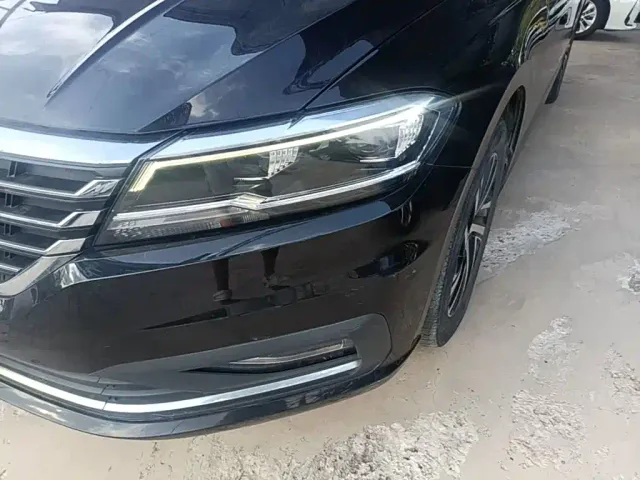 Volkswagen Lavida — Фото автомобиля 23