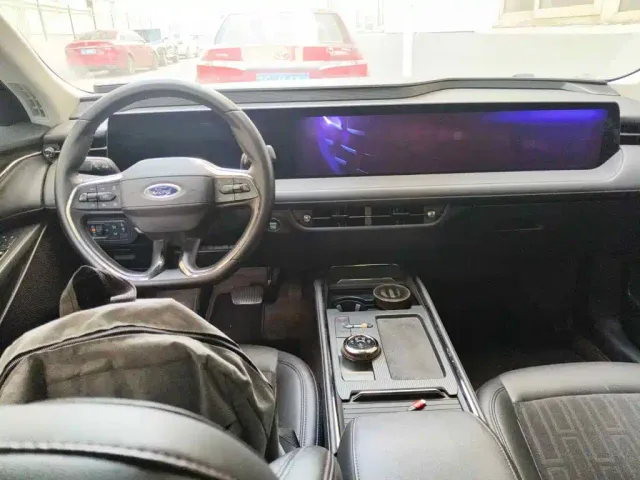 Ford Mondeo — Фото автомобиля 12