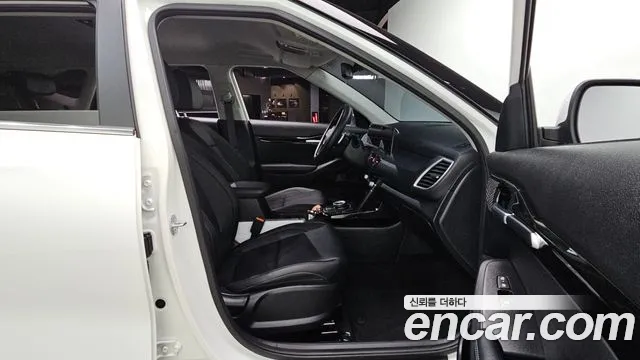 Kia Seltos New — Фото автомобиля 17