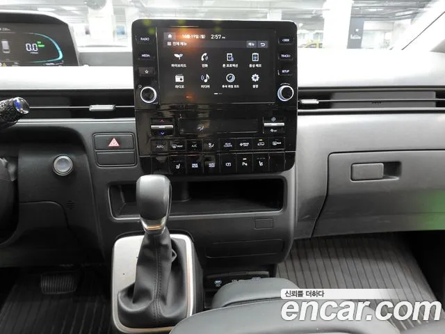 Hyundai Staria — Фото автомобиля 19