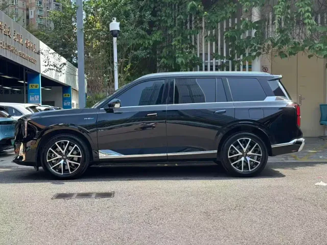 GAC Trumpchi ES9 — Фото автомобиля 12