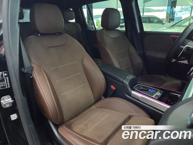 Mercedes-Benz GLB-Class — Фото автомобиля 10