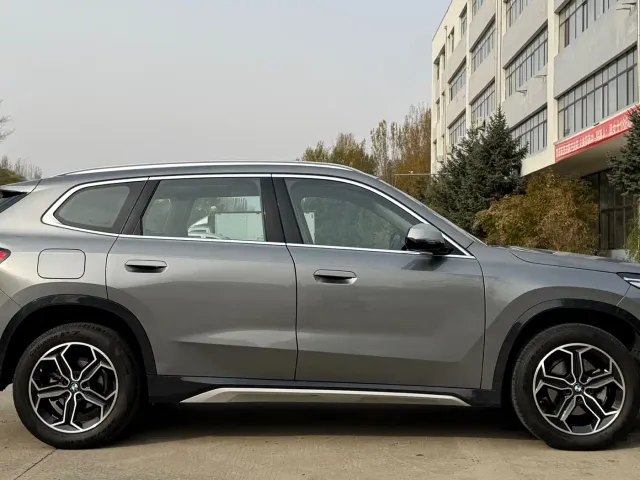 BMW X1 — Фото автомобиля 4