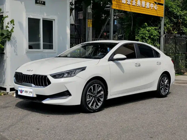 Фотография автомобиля — Kia K3
