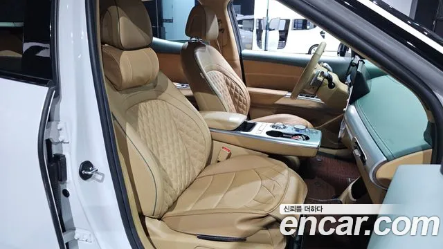 Genesis GV60 — Фото автомобиля 17