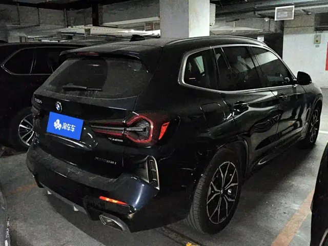 BMW X3 — Фото автомобиля 3