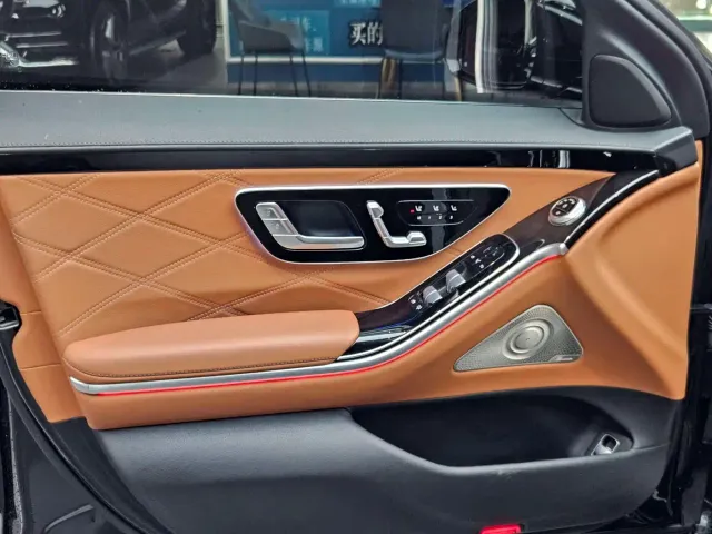 Mercedes-Benz Maybach S-Class — Фото автомобиля 18