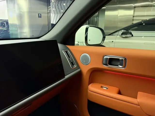 Li Auto L7 — Фото автомобиля 10